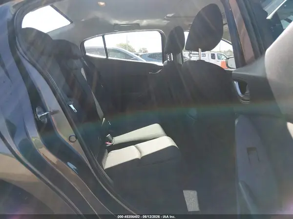 3MZBM1W71GM262413 2016 MAZDA 3 - Image 8