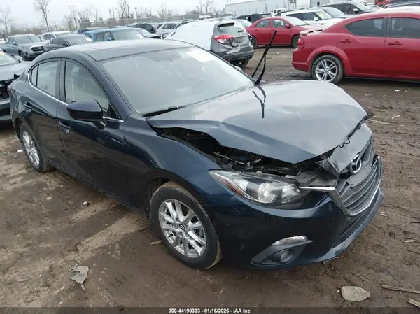 3MZBM1W71GM264629 2016 MAZDA 3 - Image 1