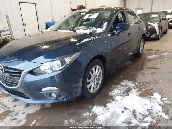 3MZBM1W71GM270964 2016 MAZDA 3 - Image 2