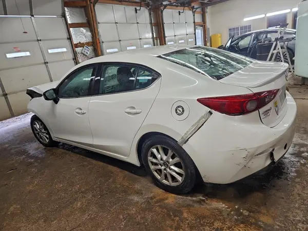 3MZBM1W73GM254202 2016 MAZDA 3 - Image 2