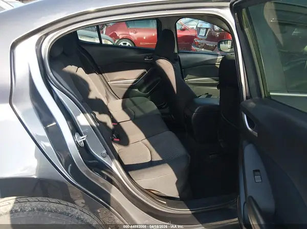 3MZBM1W76GM262651 2016 MAZDA 3 - Image 8