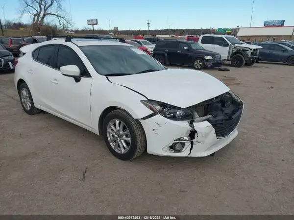 3MZBM1W76GM267770 2016 MAZDA 3 - Image 1
