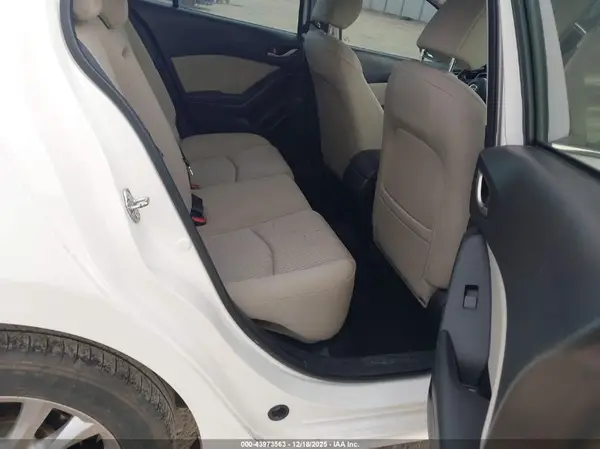 3MZBM1W76GM267770 2016 MAZDA 3 - Image 8