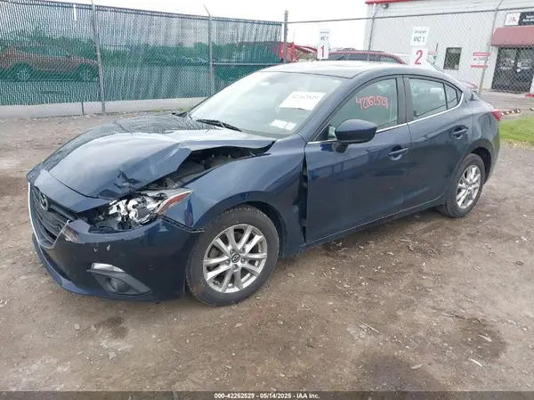 3MZBM1W76GM325229 2016 MAZDA 3 - Image 2