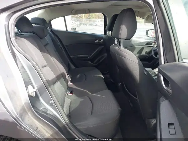 3MZBM1W77GM307967 2016 MAZDA 3 - Image 8