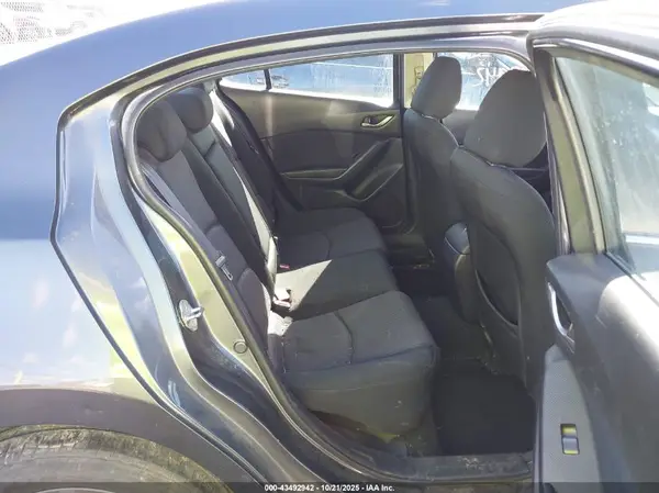 3MZBM1W78GM245043 2016 MAZDA 3 - Image 8