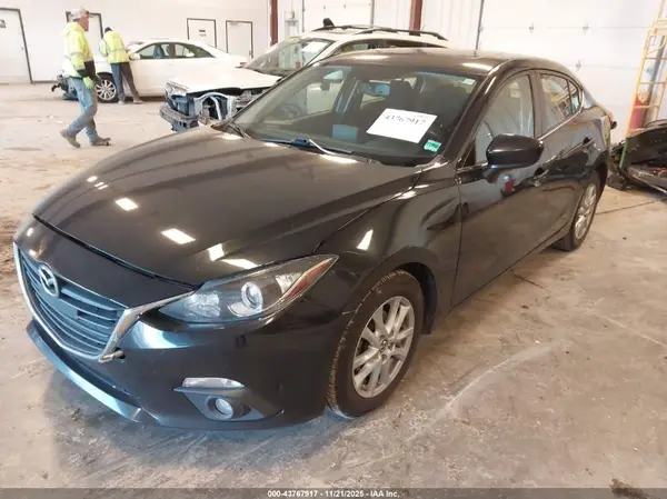 3MZBM1W7XGM247392 2016 MAZDA 3 - Image 2