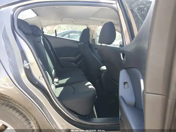 3MZBM1W7XGM299184 2016 MAZDA 3 - Image 8