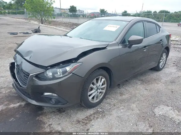 3MZBM1X77GM256145 2016 MAZDA 3 - Image 2
