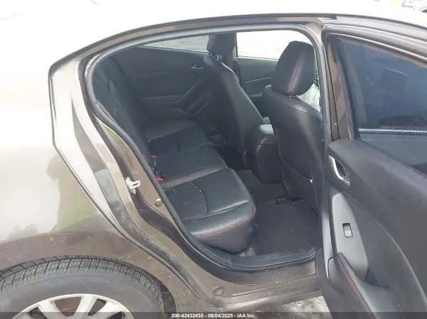 3MZBM1X77GM256145 2016 MAZDA 3 - Image 8