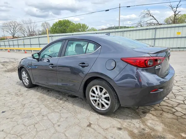 3MZBM1X79GM258270 2016 MAZDA 3 - Image 2