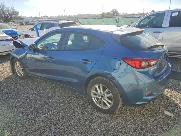 3MZBN1K70HM100387 2017 MAZDA 3 - Image 2