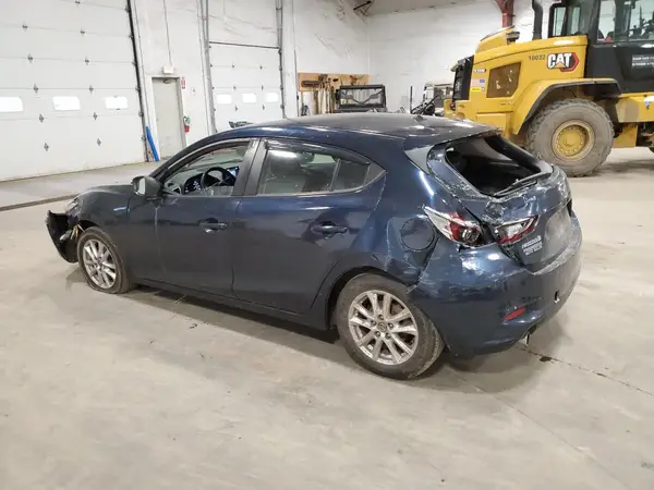 3MZBN1K70HM110286 2017 MAZDA 3 - Image 2