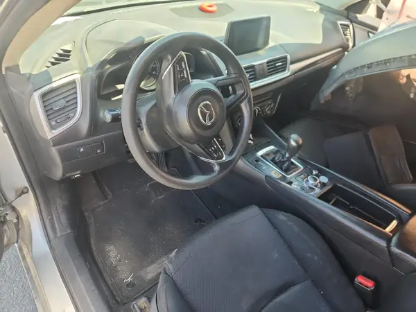 3MZBN1K70HM114015 2017 MAZDA 3 - Image 8