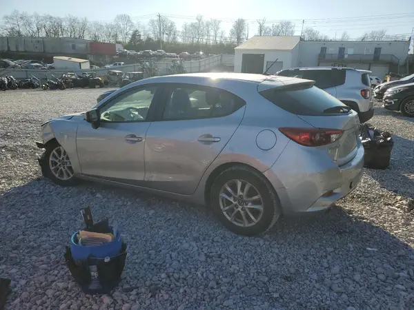 3MZBN1K70JM222186 2018 MAZDA 3 - Image 2