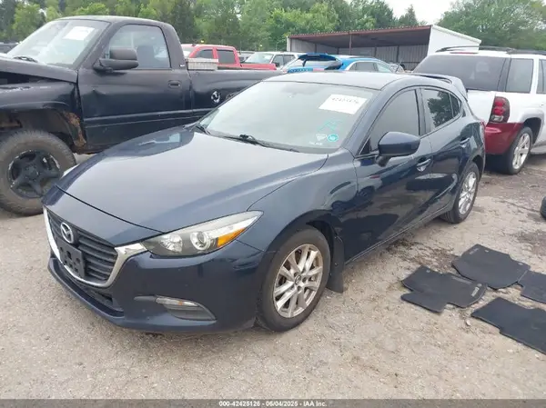 3MZBN1K71HM102973 2017 MAZDA 3 - Image 2