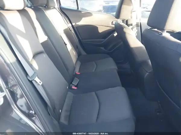 3MZBN1K71HM140221 2017 MAZDA 3 - Image 8