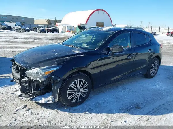 3MZBN1K71JM271705 2018 MAZDA 3 - Image 2