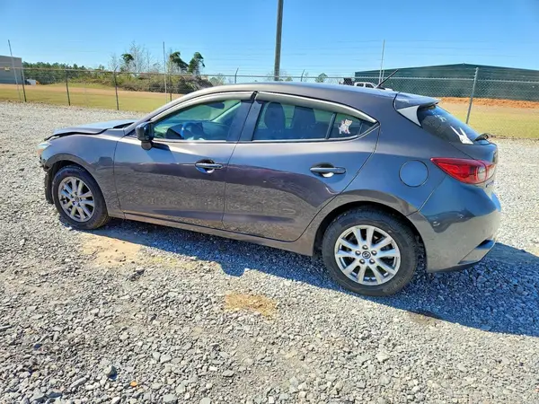 3MZBN1K72HM139028 2017 MAZDA 3 - Image 2