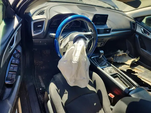 3MZBN1K72HM139028 2017 MAZDA 3 - Image 8