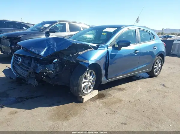 3MZBN1K72HM139109 2017 MAZDA 3 - Image 2