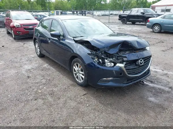 3MZBN1K72HM158162 2017 MAZDA 3 - Image 1