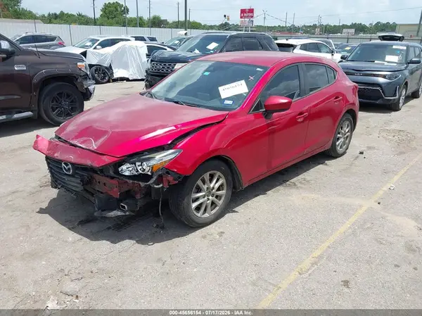 3MZBN1K72JM186257 2018 MAZDA 3 - Image 2