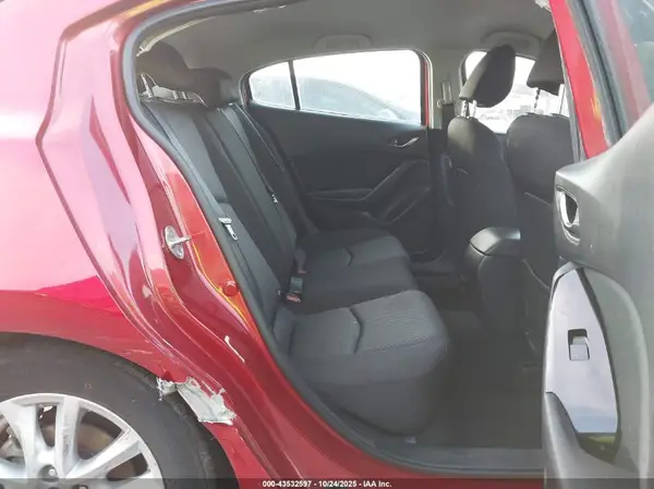 3MZBN1K72JM201775 2018 MAZDA 3 - Image 8