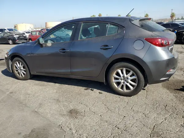 3MZBN1K72JM206913 2018 MAZDA 3 - Image 2