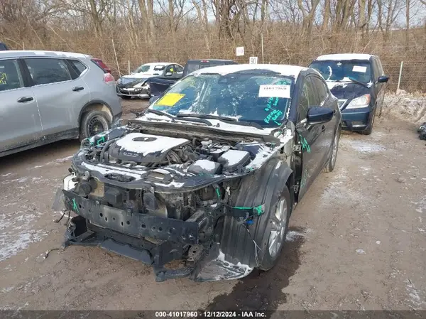 3MZBN1K72JM219290 2018 MAZDA 3 - Image 2