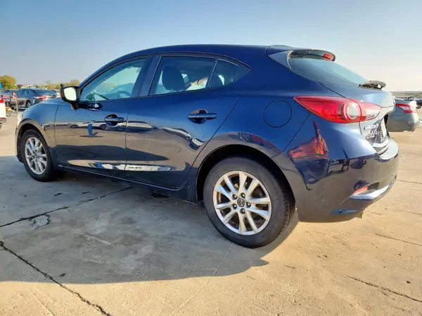 3MZBN1K73HM110864 2017 MAZDA 3 - Image 2