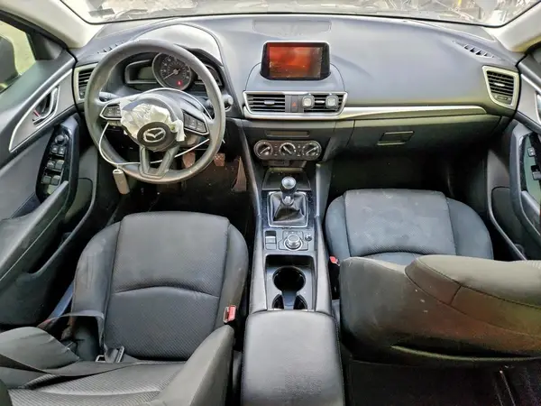 3MZBN1K73HM121704 2017 MAZDA 3 - Image 8