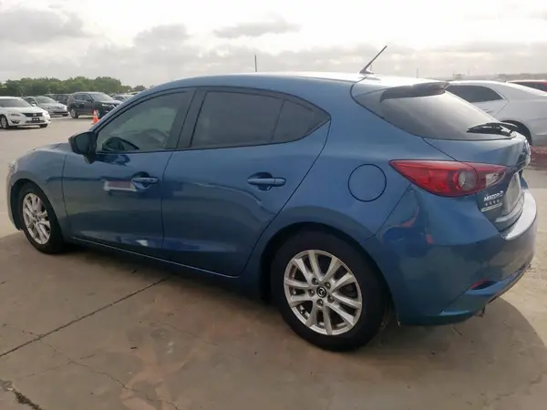 3MZBN1K73HM129933 2017 MAZDA 3 - Image 2