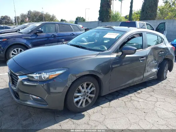 3MZBN1K73HM156758 2017 MAZDA 3 - Image 2