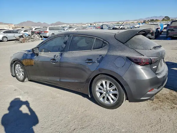 3MZBN1K73JM191788 2018 MAZDA 3 - Image 2