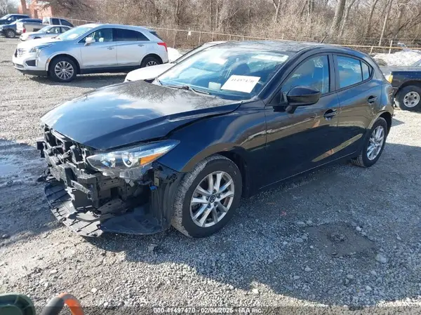3MZBN1K73JM226796 2018 MAZDA 3 - Image 2