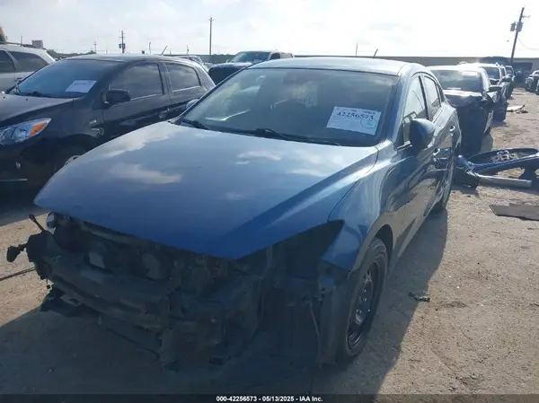 3MZBN1K73JM235739 2018 MAZDA 3 - Image 2