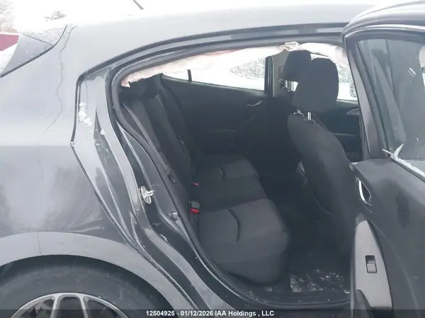 3MZBN1K73JM251889 2018 MAZDA 3 - Image 8