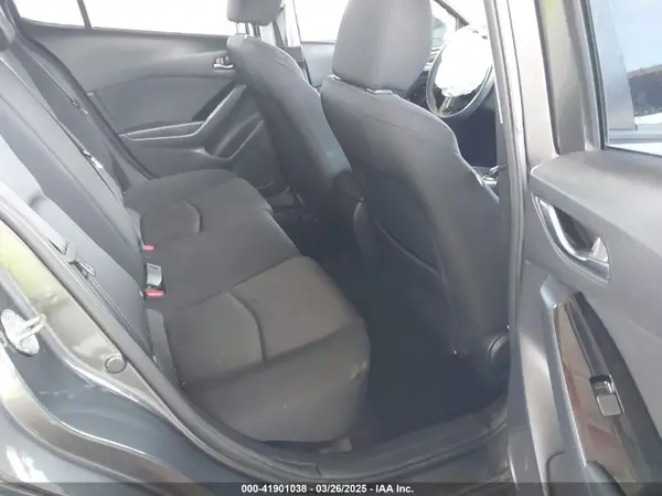 3MZBN1K73JM273472 2018 MAZDA 3 - Image 8