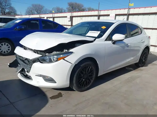 3MZBN1K74HM101851 2017 MAZDA 3 - Image 2
