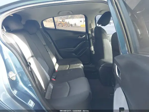 3MZBN1K74HM156431 2017 MAZDA 3 - Image 8