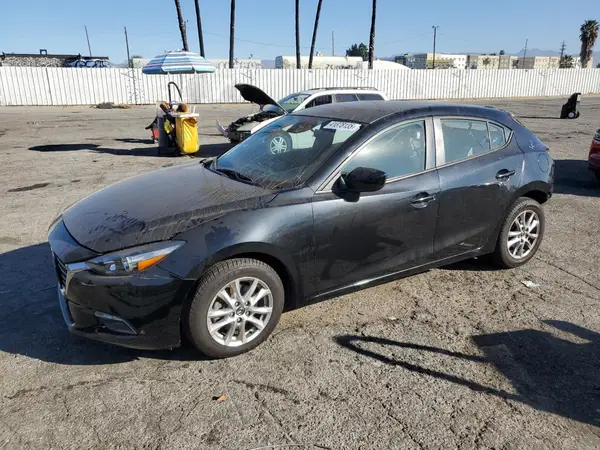 3MZBN1K74JM172571 2018 MAZDA 3 - Image 1