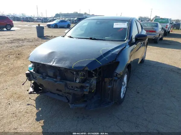 3MZBN1K74JM185966 2018 MAZDA 3 - Image 2