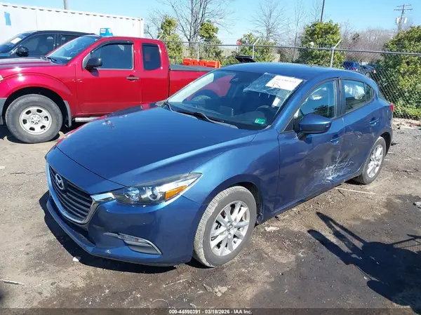 3MZBN1K74JM194540 2018 MAZDA 3 - Image 2