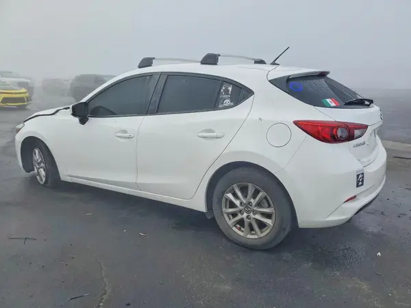 3MZBN1K74JM208517 2018 MAZDA 3 - Image 2
