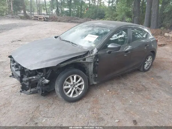 3MZBN1K74JM263551 2018 MAZDA 3 - Image 2