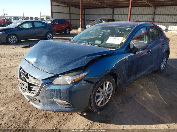 3MZBN1K75HM102023 2017 MAZDA 3 - Image 2