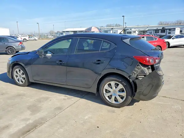 3MZBN1K75HM143476 2017 MAZDA 3 - Image 2