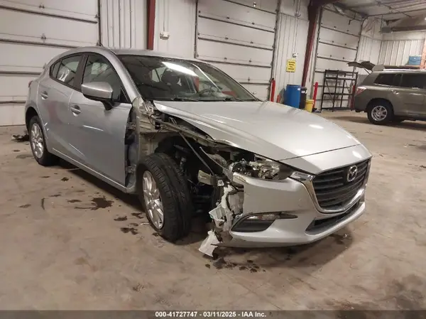 3MZBN1K75HM150640 2017 MAZDA 3 - Image 1