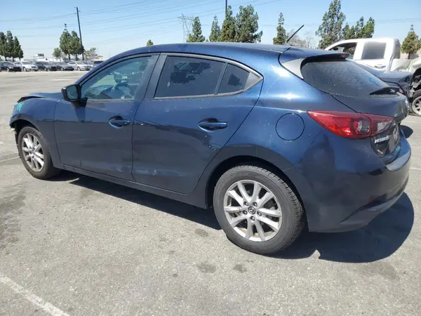3MZBN1K75HM154672 2017 MAZDA 3 - Image 2